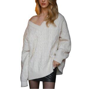 NWOT Oak + Fort Cable Knit V-Neck Sweater